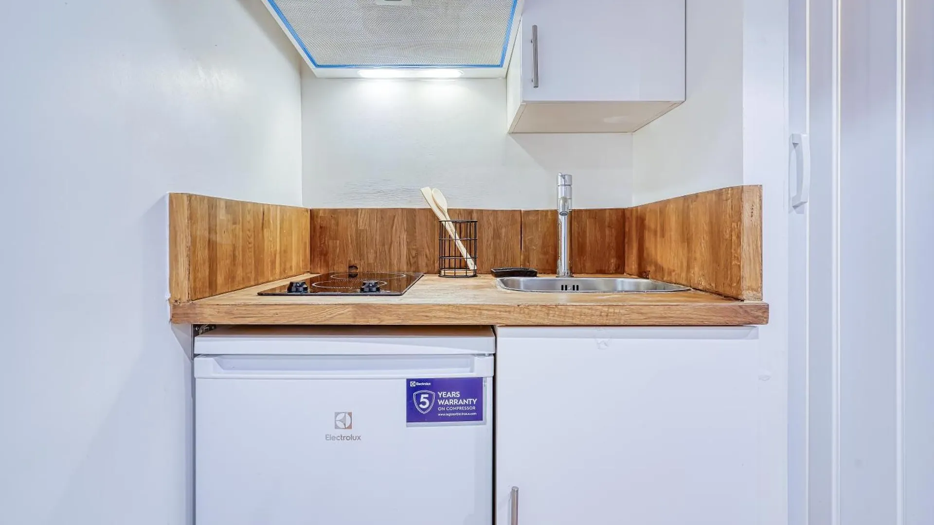 Studio Center Apartment *